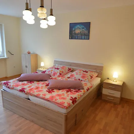 Spacious Holiday In With Garden * Schillingen