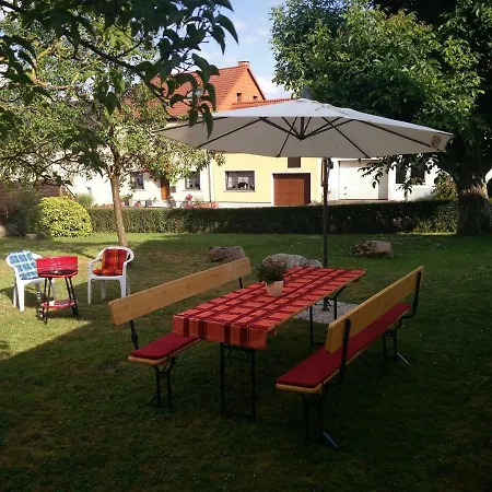 Spacious Holiday In With Garden Vakantiehuis